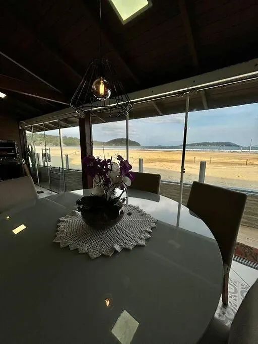 Villa Casa Ocean Pe Na Areia Palhoça